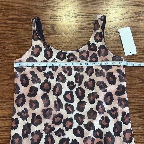 Women’s performance activewear tank dress - shorts in 1 leopard animal print S - Picture 7 of 12